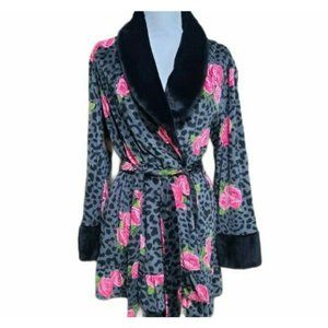 Betsey Johnson Cozy Bath Robe